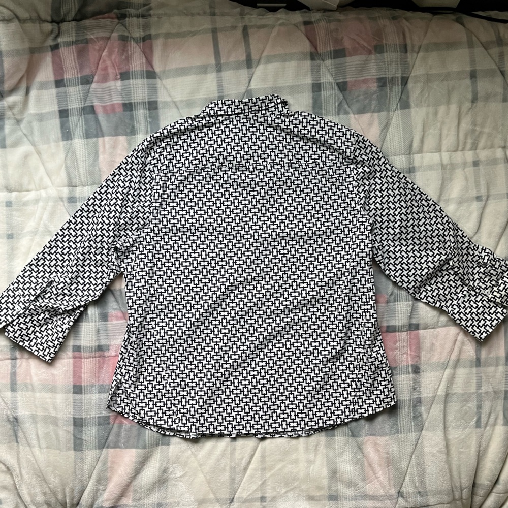 Foxcroft Women’s XXL Black And White Chain Patterned Blouse - Picture 4 of 7